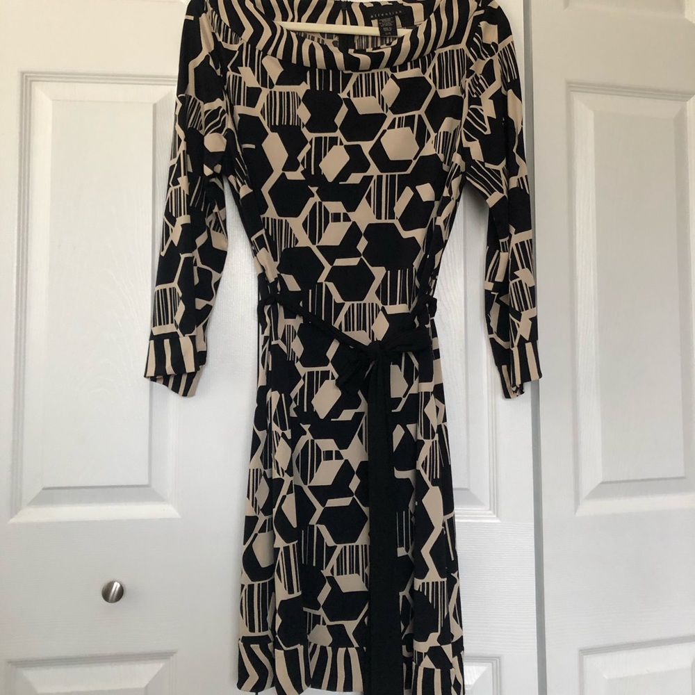 Black & Tan geometric dress